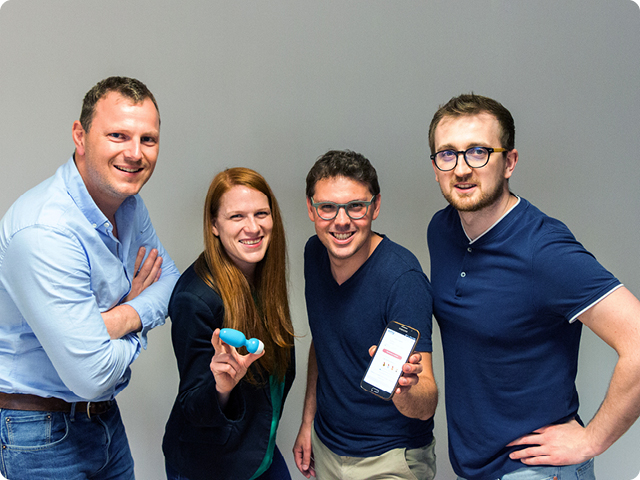 Gründer des Startups Fizimed, Paul Grandemange, Emeline Hahn, Allan Mabilais, Julien Guay und Entwickler vom Beckenbodentrainer Emy