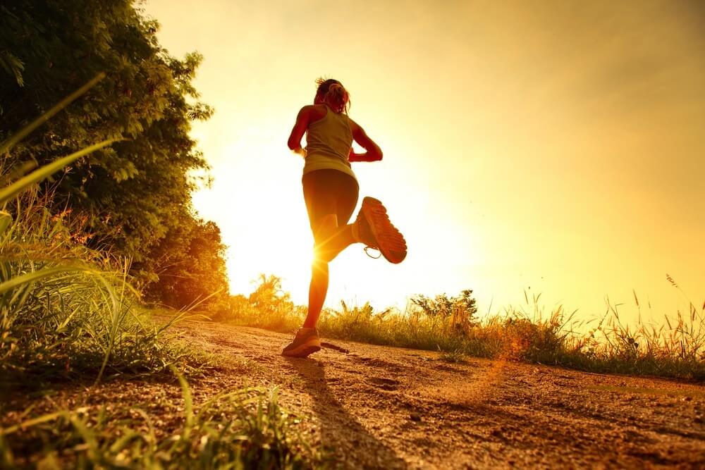 femme qui fait du sport sans fuites urinaires