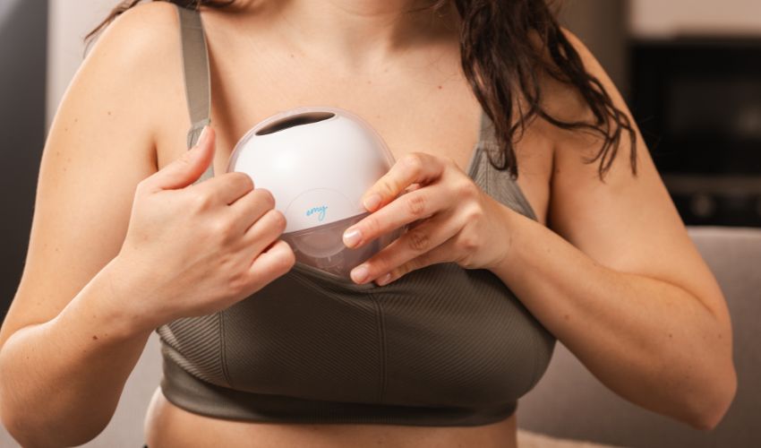 discreet and silent portable breast pump Emy Pump